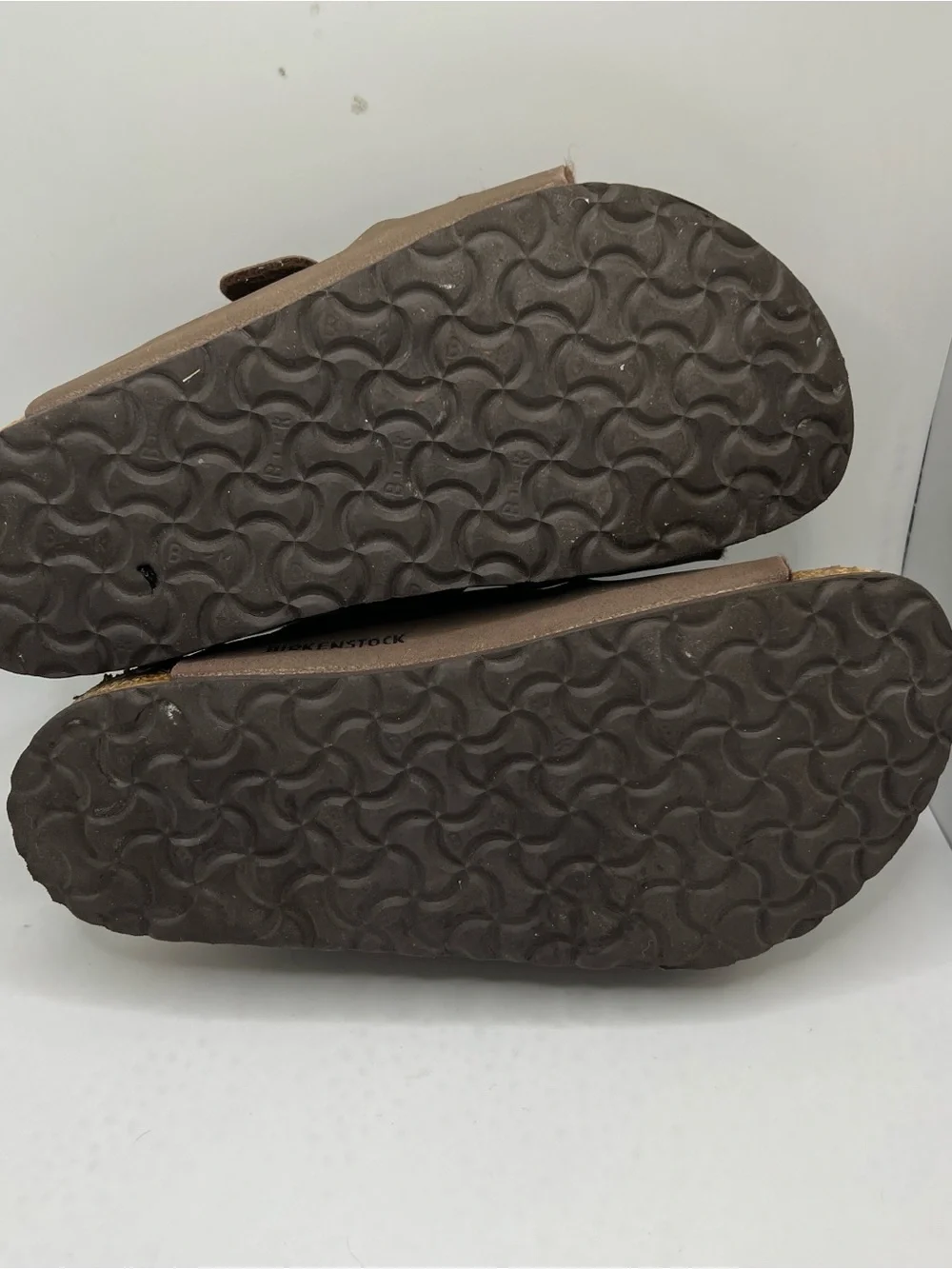 Kids Birkenstock Sandals Size 12 (30)